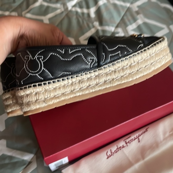 New Salvatore Ferragamo Kim gal espadrilles size 6 - Picture 6 of 8